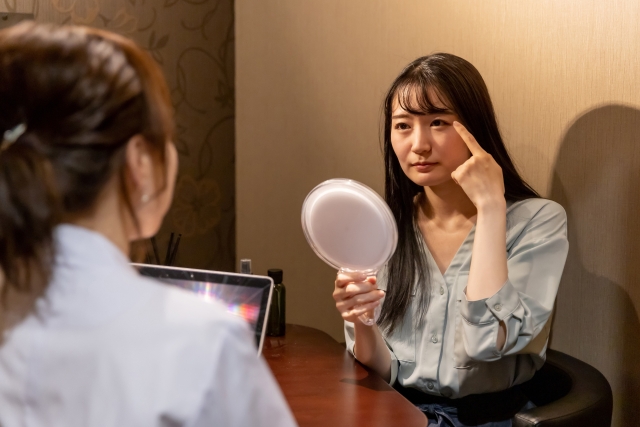 持続性の低い整形術ではメンテナンスが必要