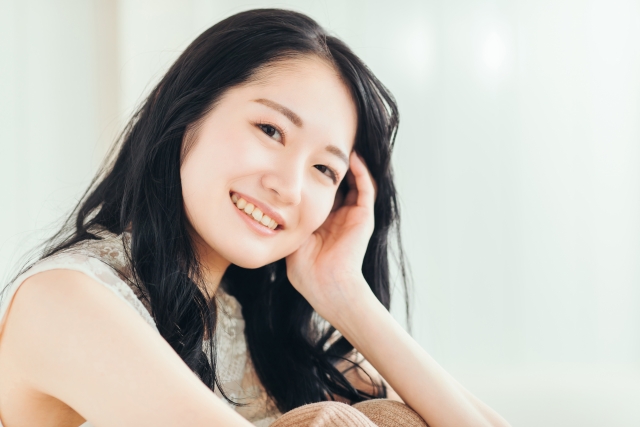 埋没法でナチュラルな印象になる二重幅はどれくらい？