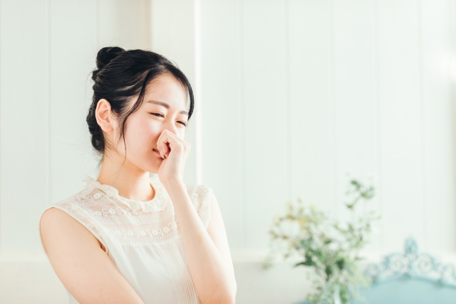 タレ目形成後に怒りやすい症状